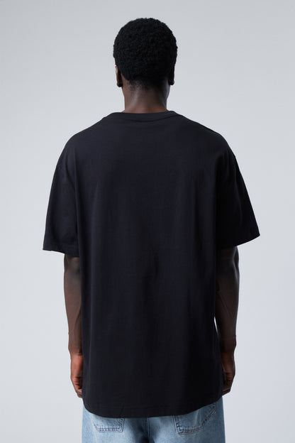 WEEK 12 OVERSIZED BLACK