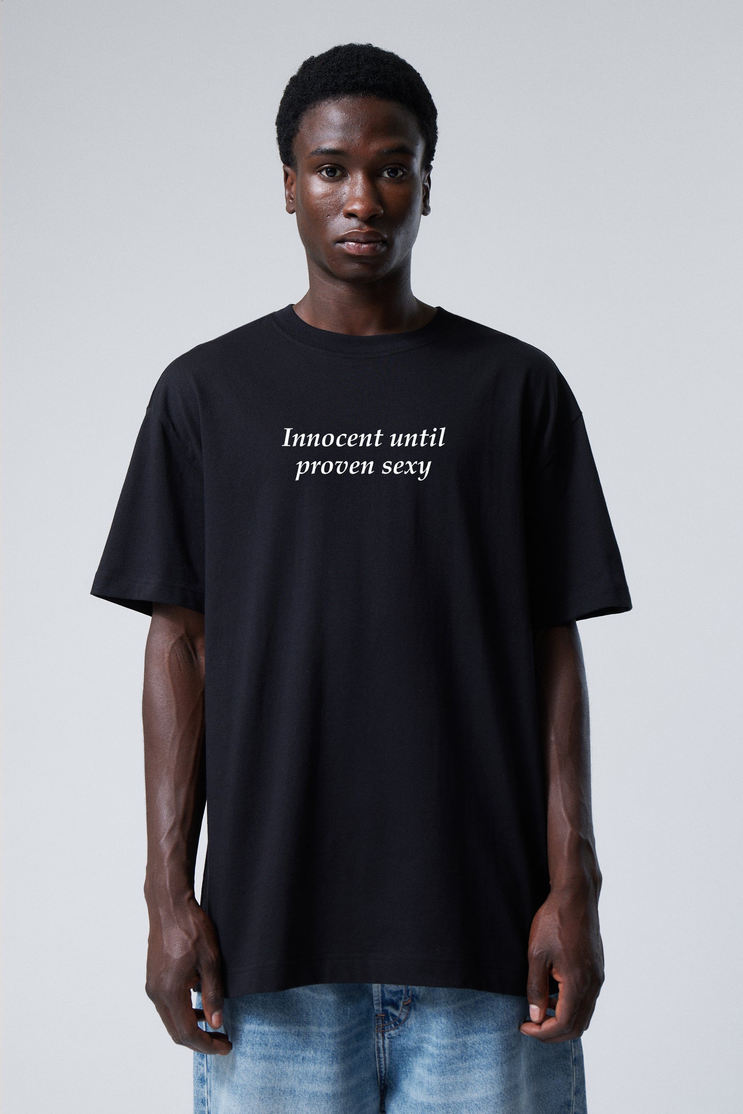 WEEK 7 OVERSIZED BLACK