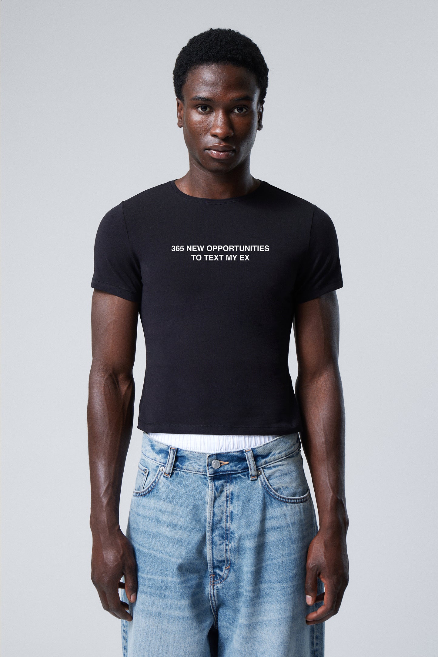 WEEK 1 BABY TEE BLACK